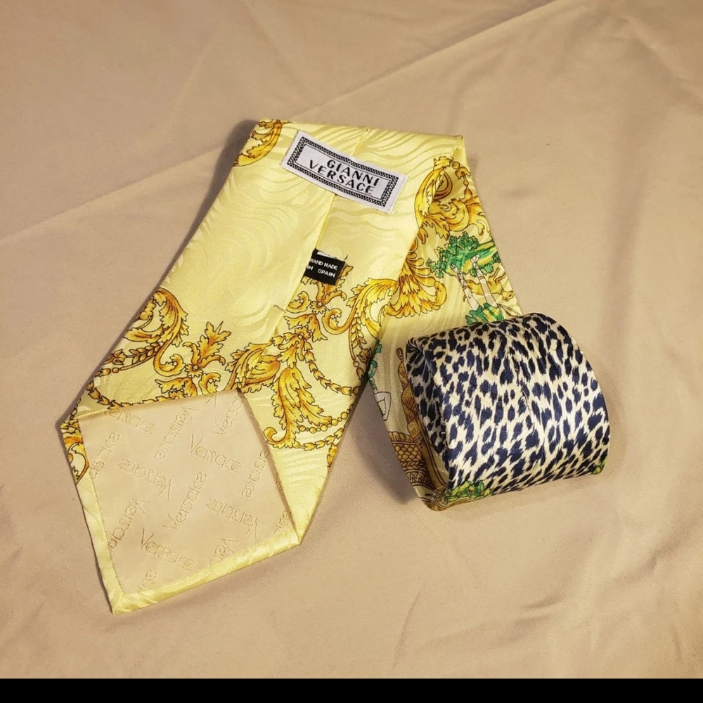 Medusa Head Versace tie 💯 silk hand made in Spain